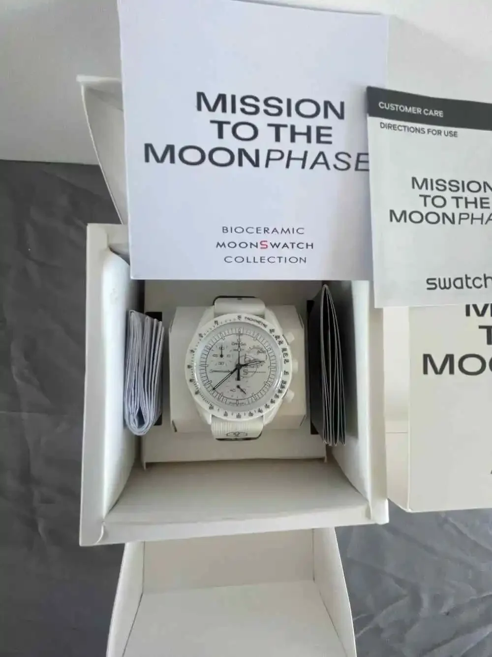 Swatch X Omega Moonswatch Snoopy Mission to the Moonphase White Men's Watch